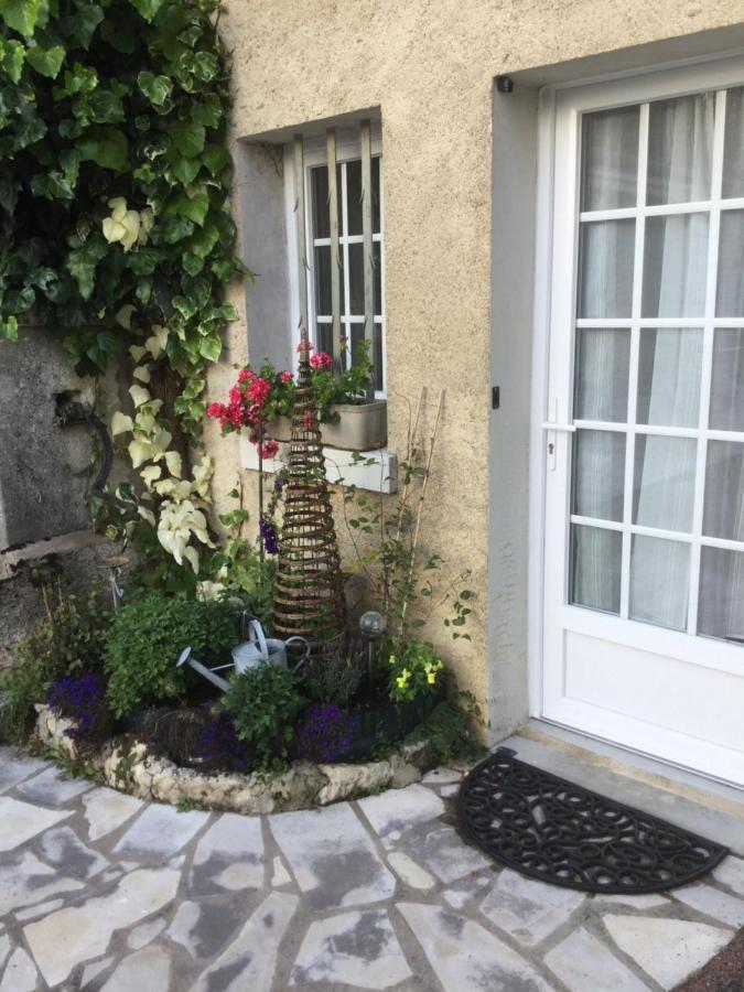 Maison D Hotes La Petite Jucherie Saint-Hippolyte (Indre-et-Loire) Exterior foto